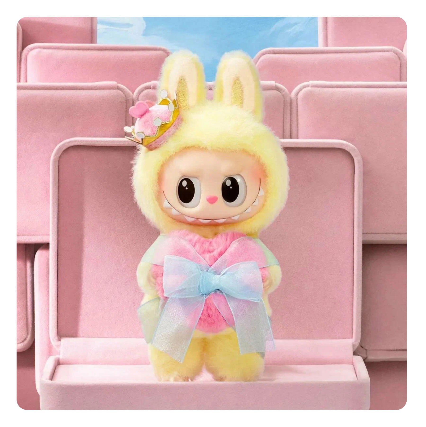 Коллекционная фигурка: брелок Labubu Let’s Checkmate